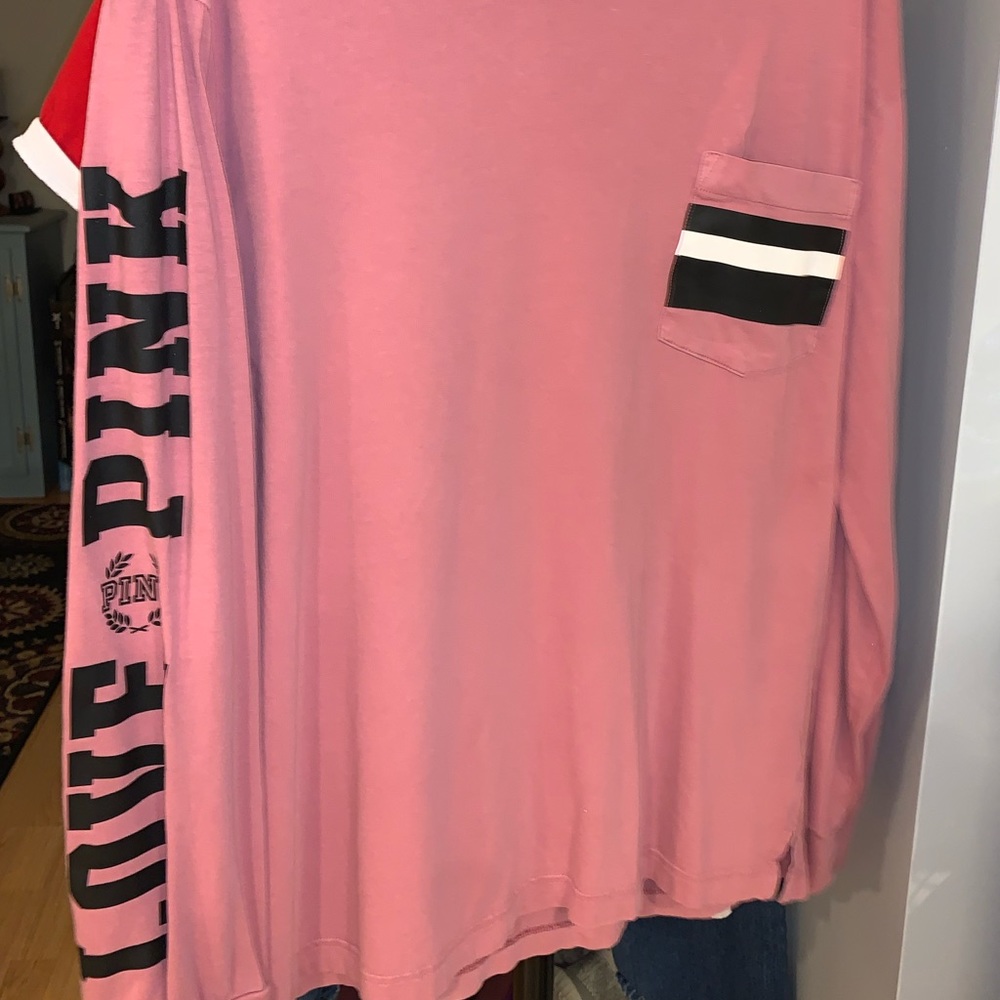 PINK Victoria’s Secret mauve long sleeve w/ pocket